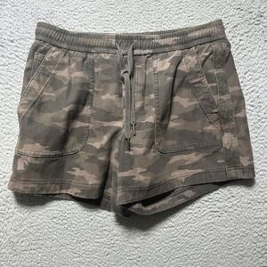 Athleta‎ Black Olive Camo Farallon Athleisure Shorts Size 8 T Gorpcore Workout